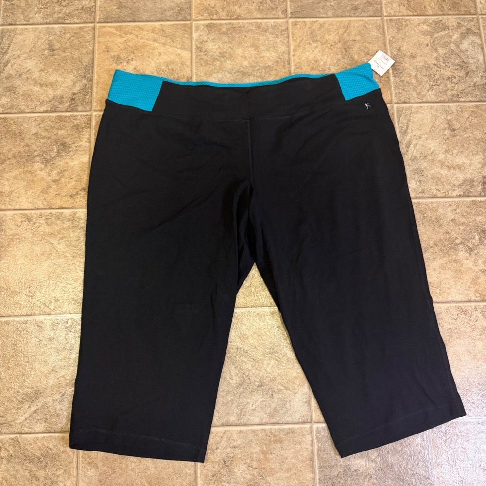Danskin Now Plus Size 4X Black Capri Leggings Turquoise Mesh Waistband DNW34741